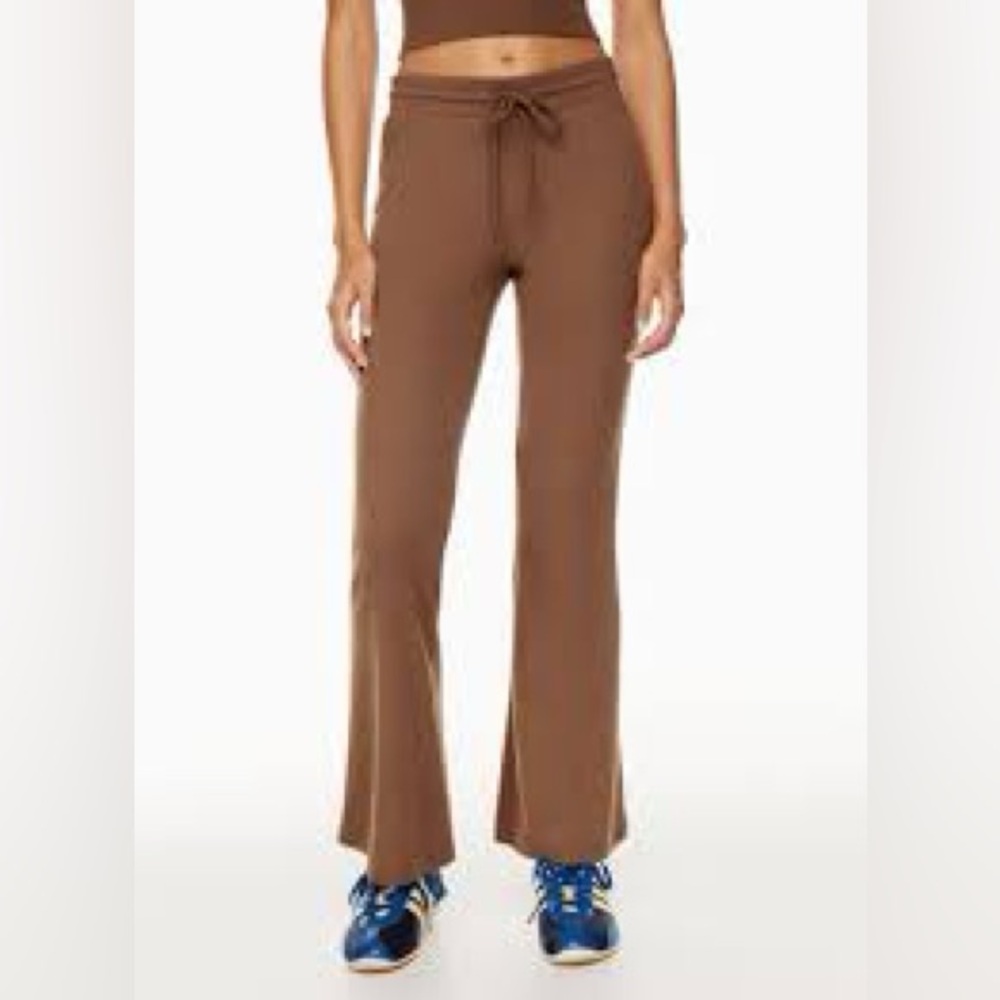 Aritzia Sunday Best baby waffle flare pants